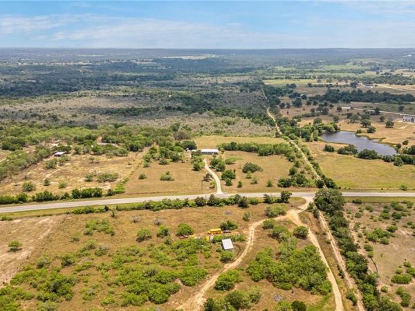 411 Fm 86 , Red Rock, TX 78662