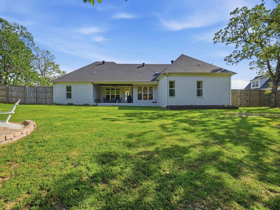 Property Image 37
