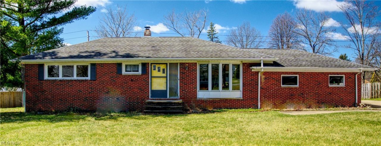 8160 Marianna Boulevard , Broadview Heights, OH 44147 Main Photo