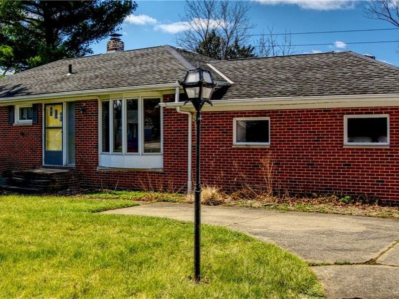 8160 Marianna Boulevard , Broadview Heights, OH 44147 Photo 2