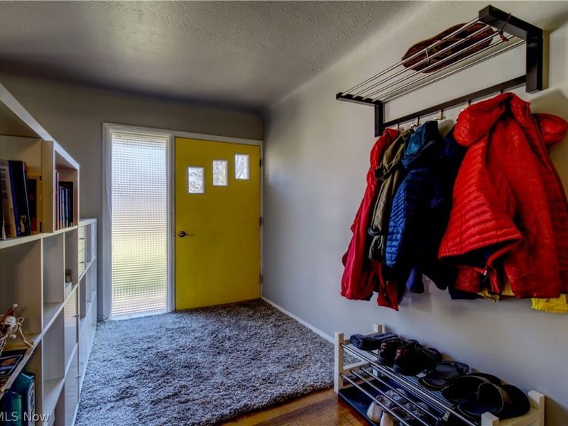 8160 Marianna Boulevard , Broadview Heights, OH 44147 Photo 3