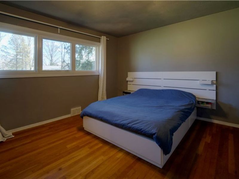 8160 Marianna Boulevard , Broadview Heights, OH 44147 Photo 7