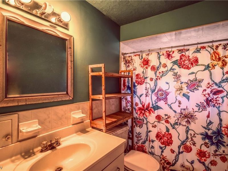 8160 Marianna Boulevard , Broadview Heights, OH 44147 Photo 9