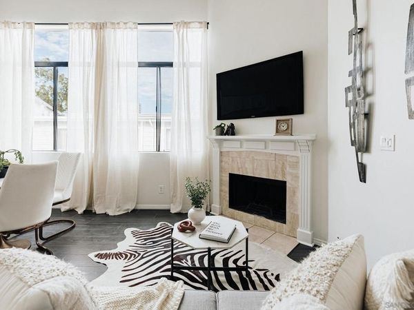 4652 Don Lorenzo Dr, Unit A, Los Angeles, CA 90008