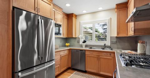 1609 Manzanita Ln, Davis, CA 95618 Photo