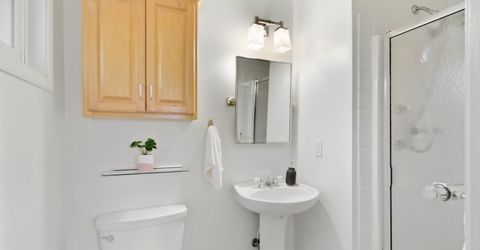 1609 Manzanita Ln, Davis, CA 95618 Photo