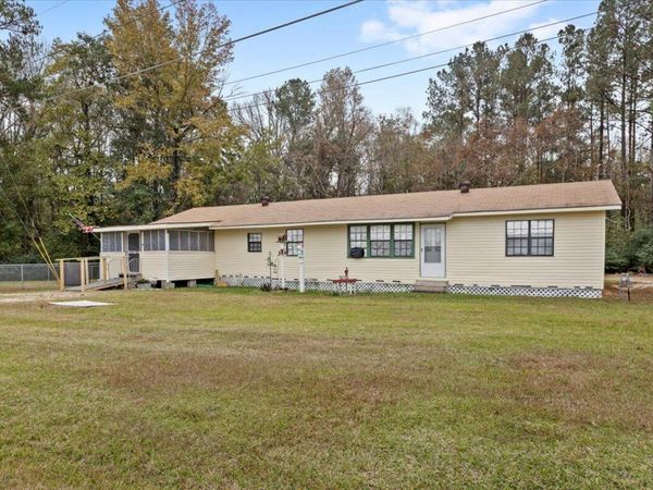 75 Terry's Chapel, Foxworth, MS 39483