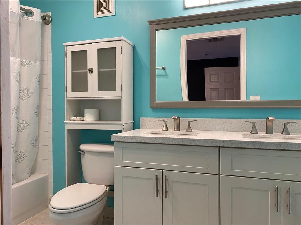 8549 W Southgate Shores Circle, Tamarac, FL 33321 Photo