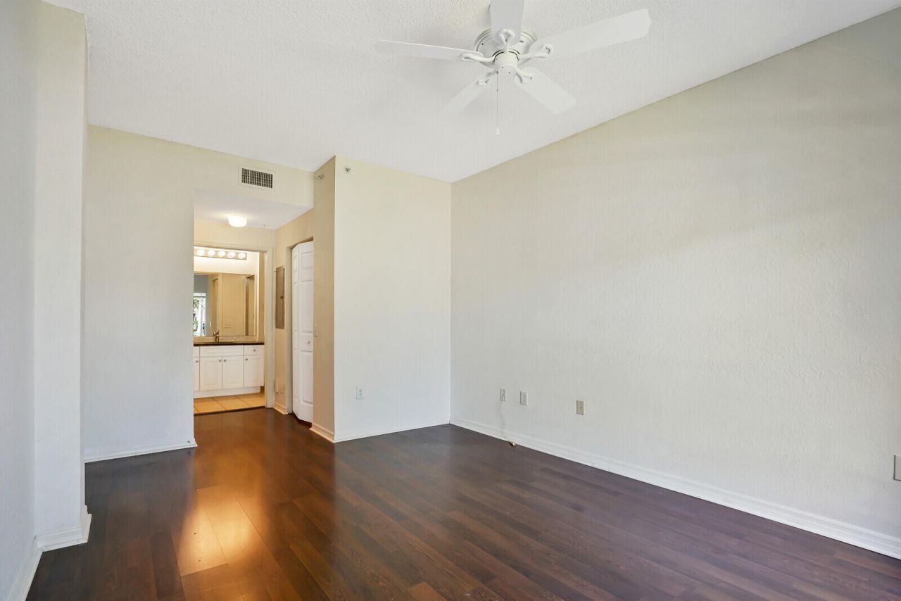 2812 Grande Parkway, Unit 105, Palm Beach Gardens, FL 33410 Photo