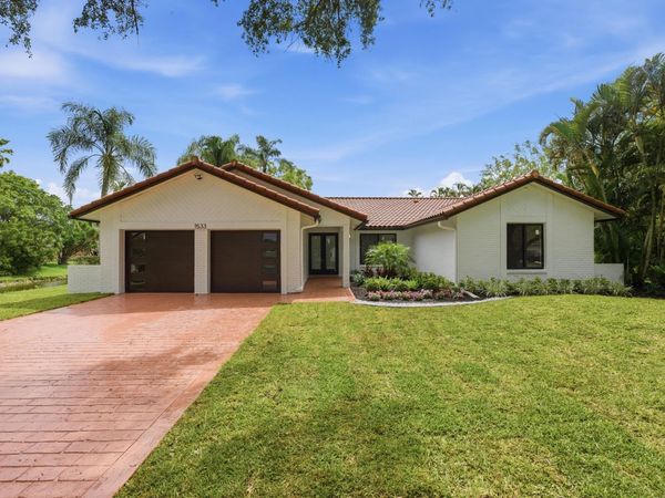 1533 NW 111th Avenue, Coral Springs, FL 33071