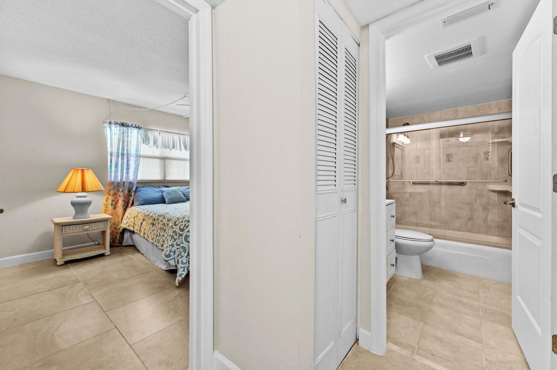 5540 N Ocean Boulevard, Unit 107, Ocean Ridge, FL 33435 Photo