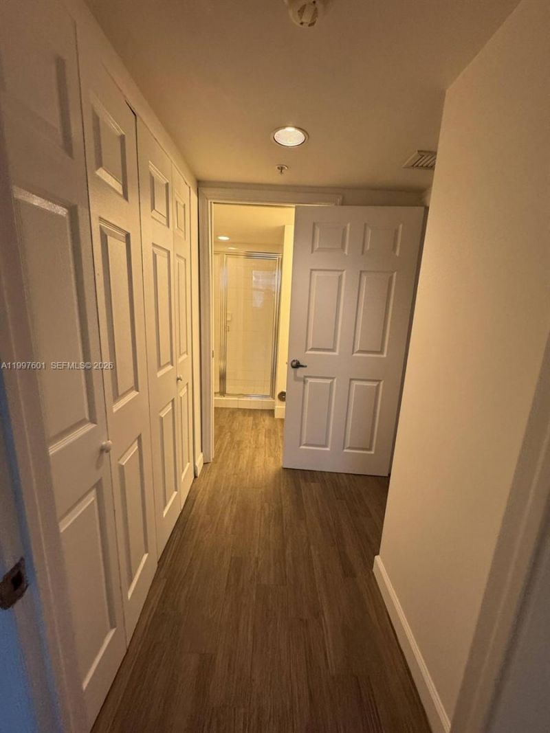 1155 Brickell Bay Dr, Unit 2908, Miami, FL 33131 Photo