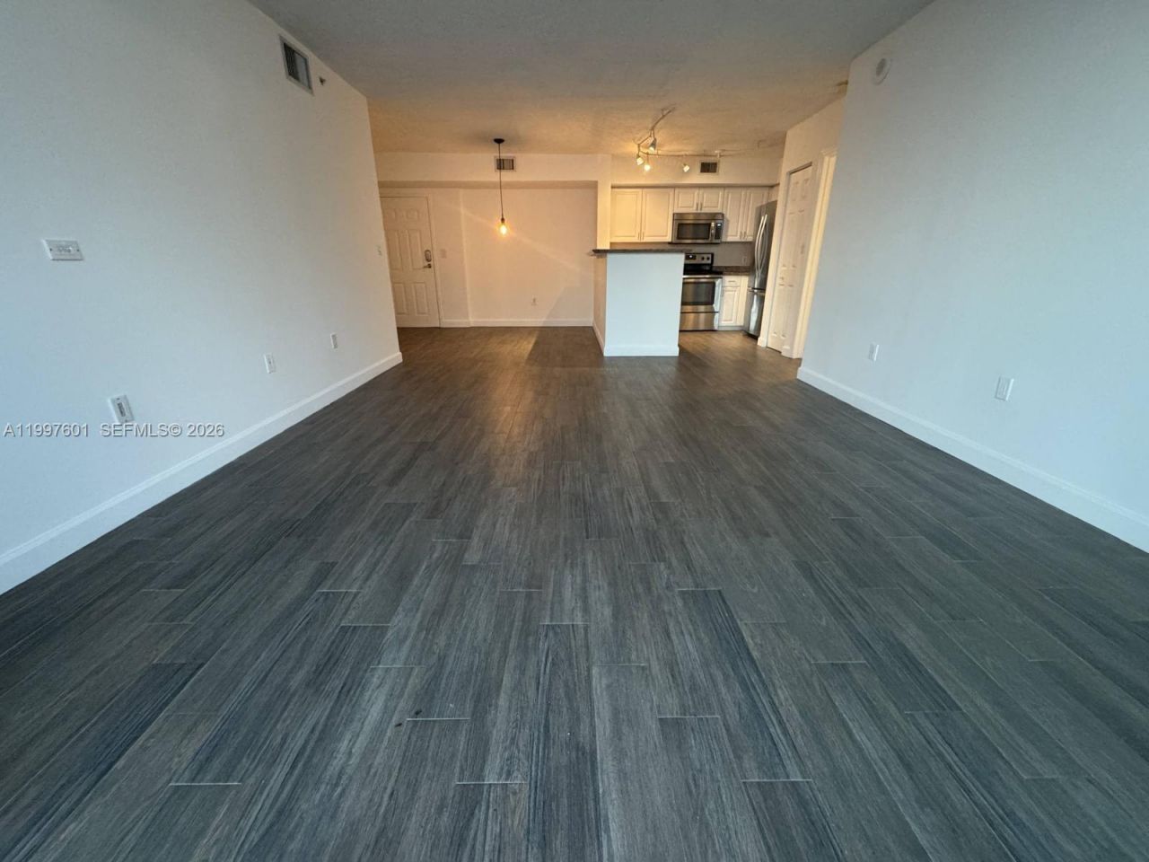 1155 Brickell Bay Dr, Unit 2908, Miami, FL 33131 Photo