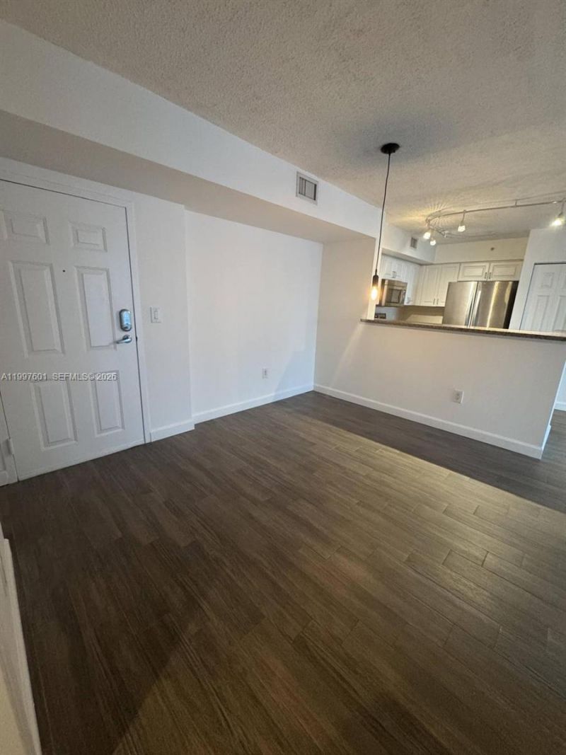 1155 Brickell Bay Dr, Unit 2908, Miami, FL 33131 Photo