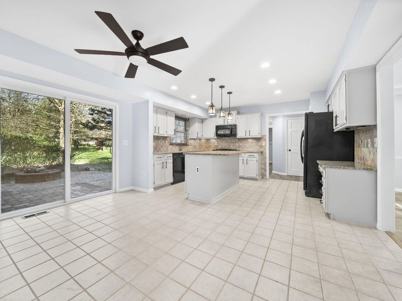 5081 Broxburn Court , Dublin, OH 43017 Photo 11