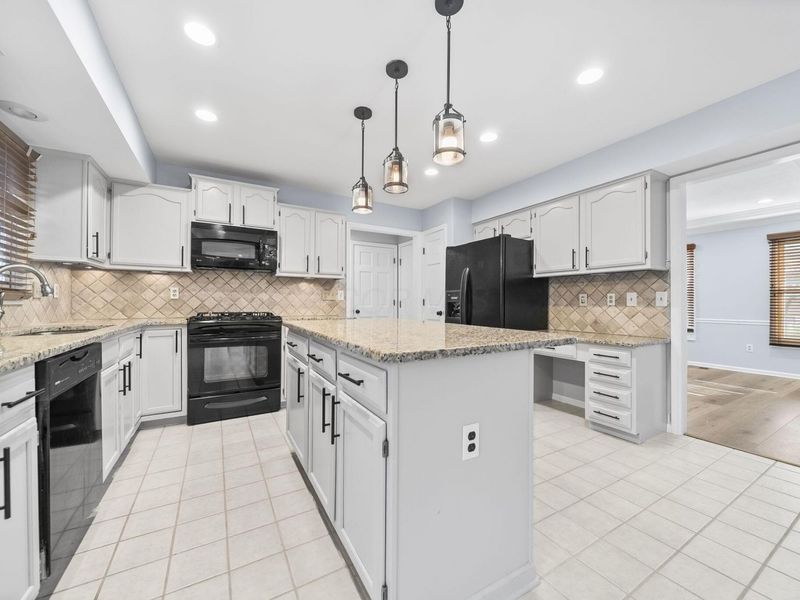 5081 Broxburn Court , Dublin, OH 43017 Photo 13