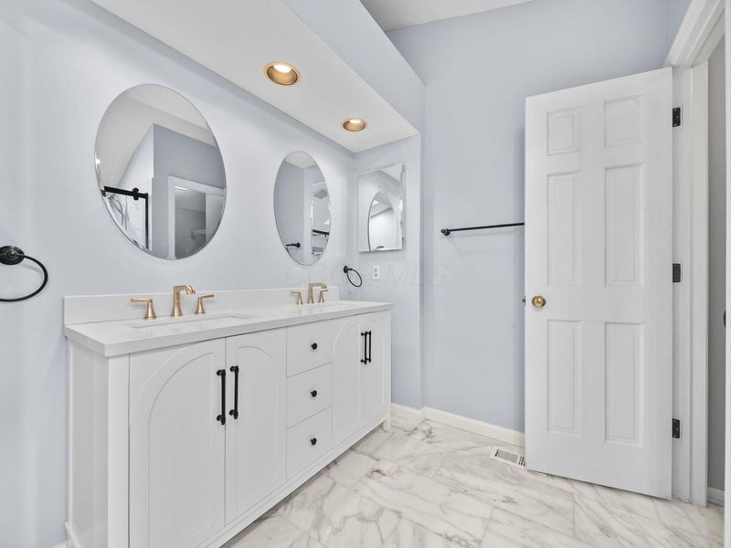 5081 Broxburn Court , Dublin, OH 43017 Photo 26