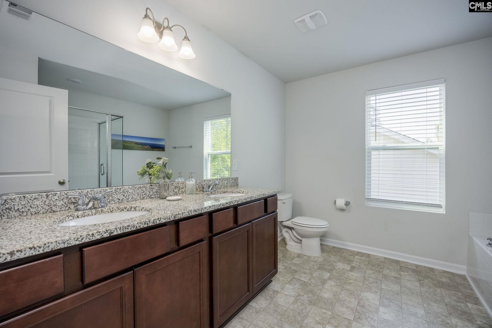 447 Kippen Lane Photo 17