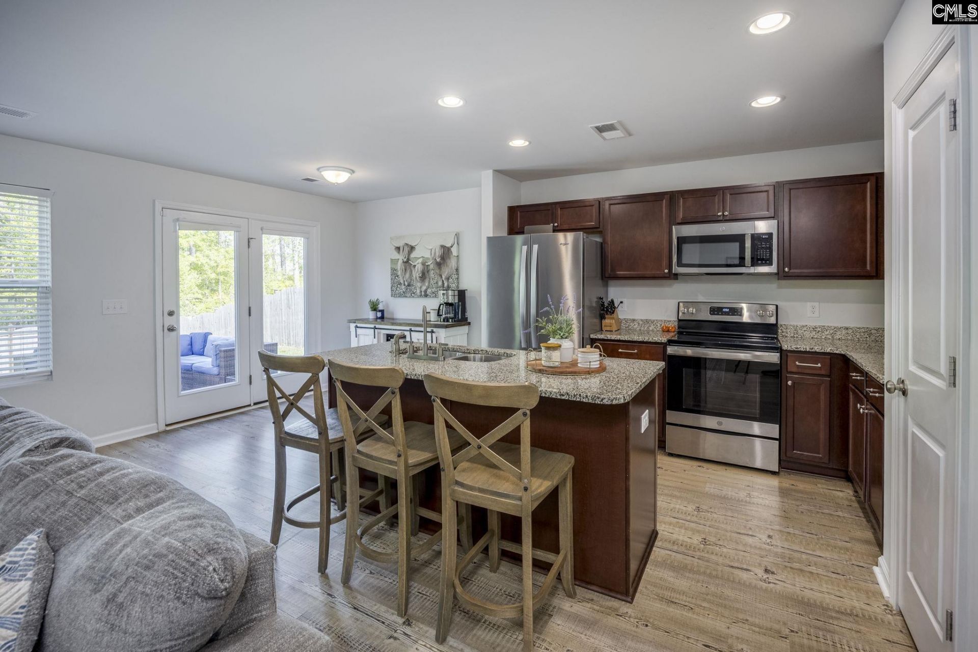 447 Kippen Lane Photo 4