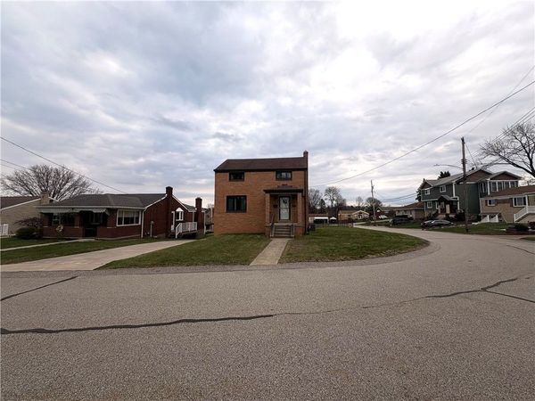 1114 Cascade Dr, West Homestead, PA 15120