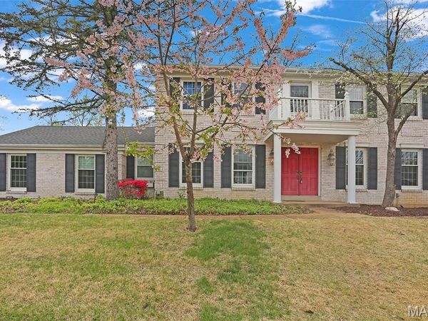 1917 Dovercliff Court, Chesterfield, MO 63017