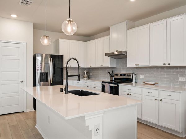 7805 House Finch DR, Austin, TX 78744