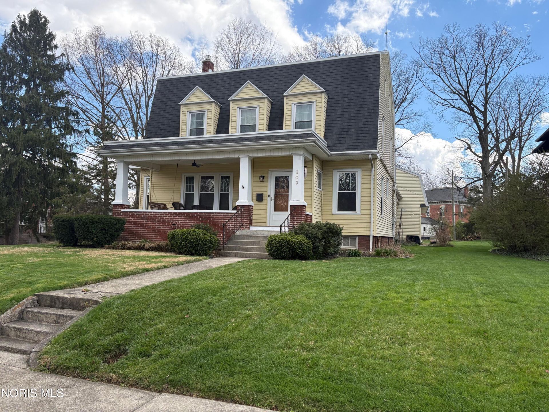 303 Campus Drive, Bluffton, OH 45817 Main Photo