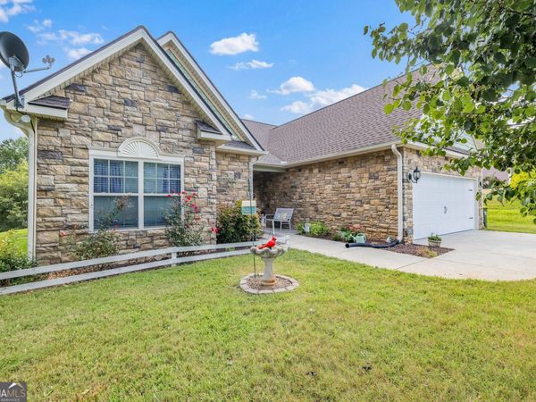 386 Sterling Meadows Court, Demorest, GA 30535