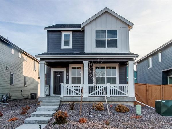 740 Cottonwood Avenue , Bennett, CO 80102