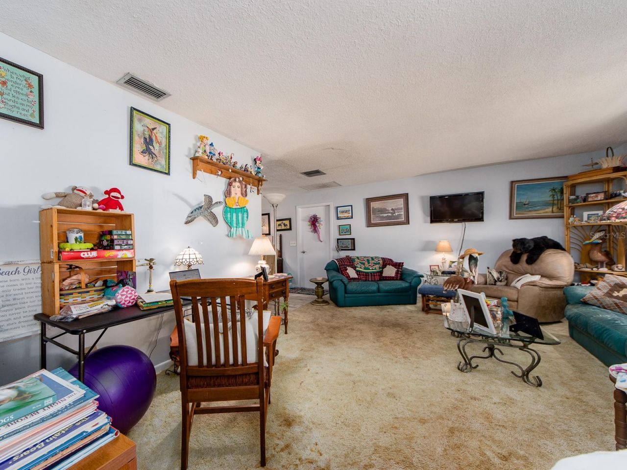 471 Sierra Circle E, Largo, FL 33770 Photo