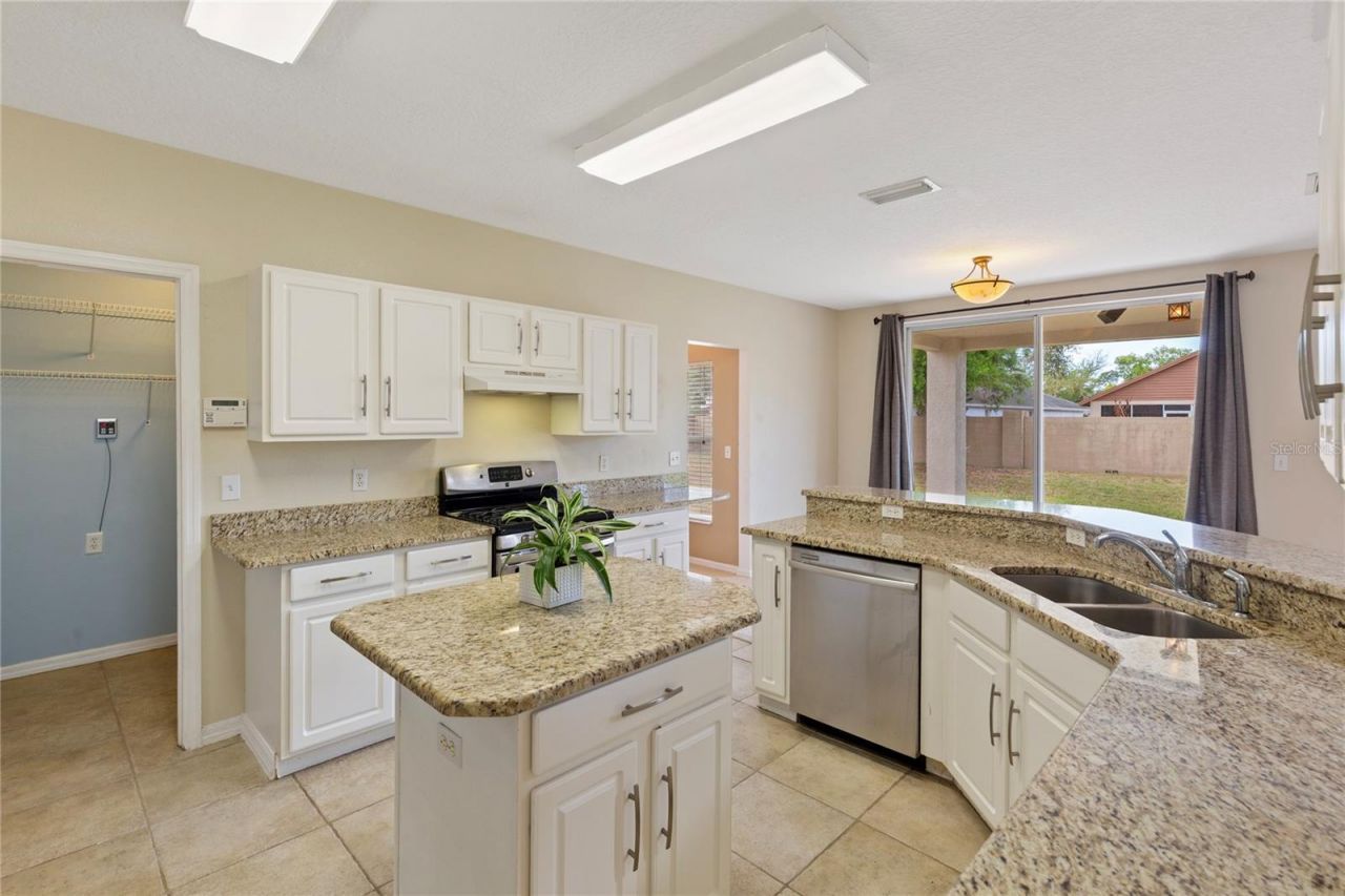 1318 Hatcher Loop Drive, Brandon, FL 33511 Photo