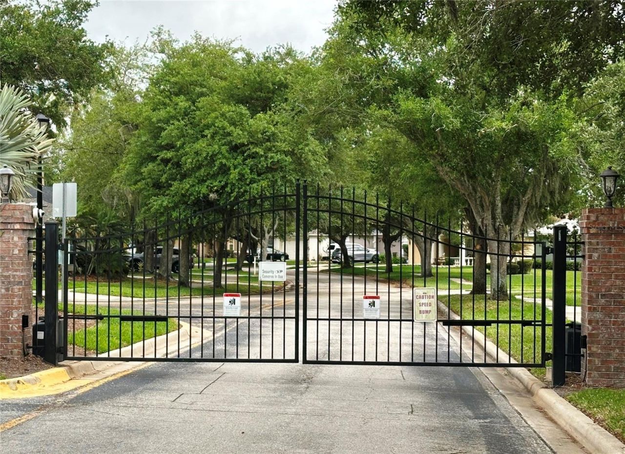 809 Straw Lake Drive , Brandon, FL 33510 Photo