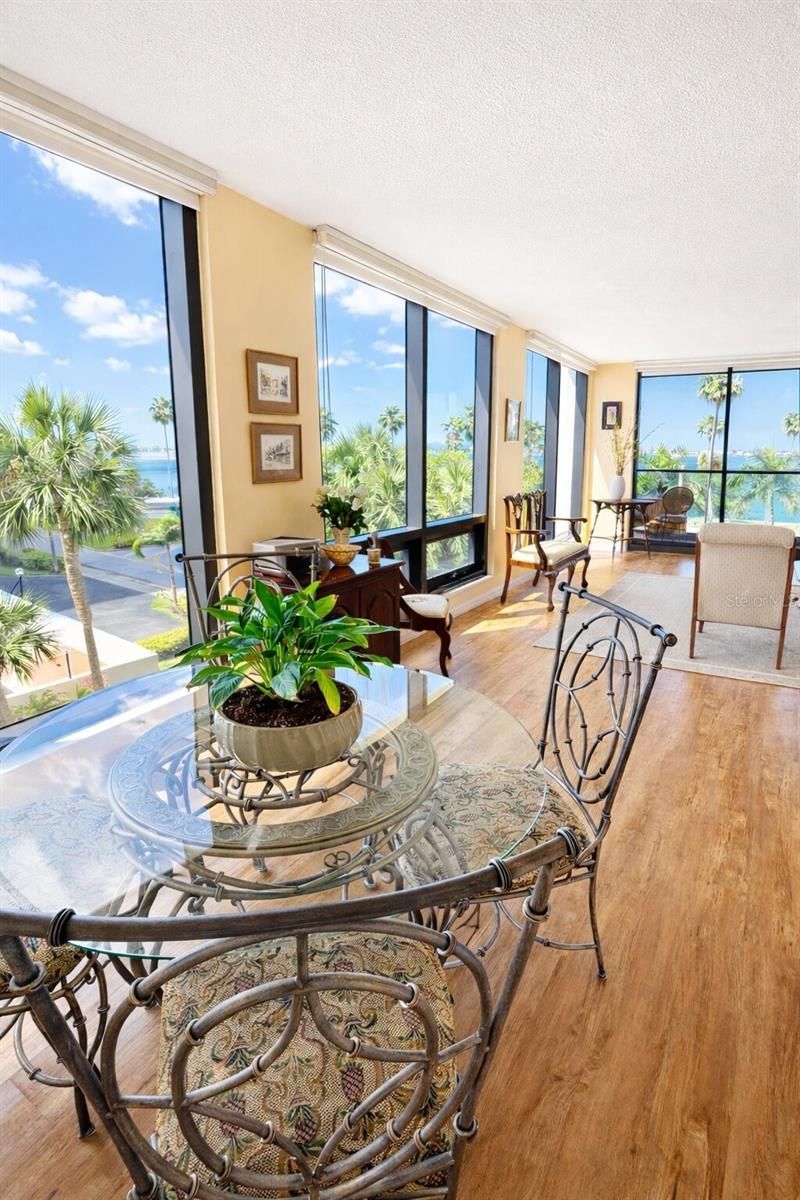 707 S Gulfstream Avenue, Unit 307, Sarasota, FL 34236 Photo