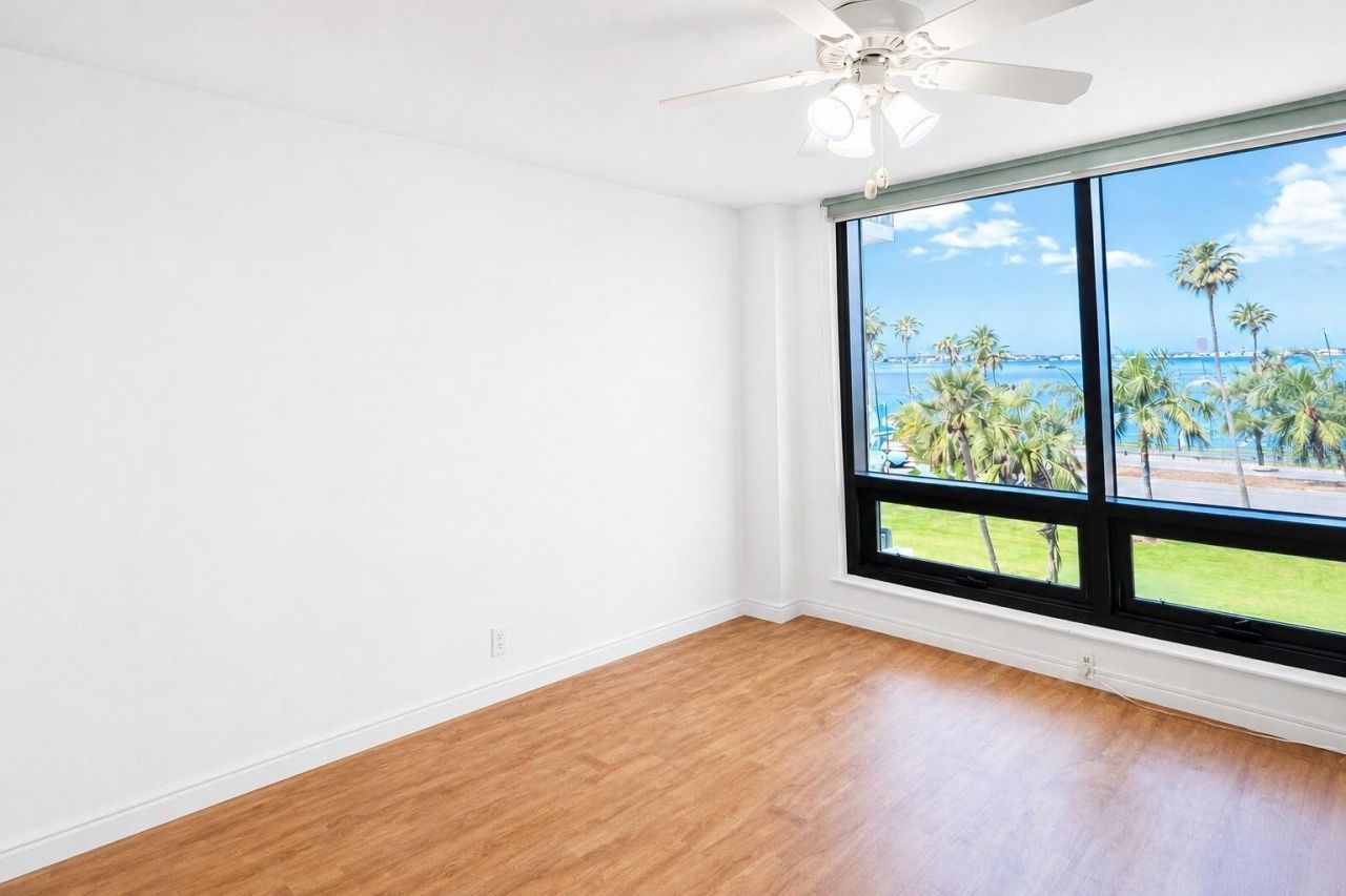 707 S Gulfstream Avenue, Unit 307, Sarasota, FL 34236 Photo