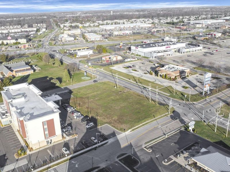 5595 Renner Road , Columbus, OH 43228 Photo 3