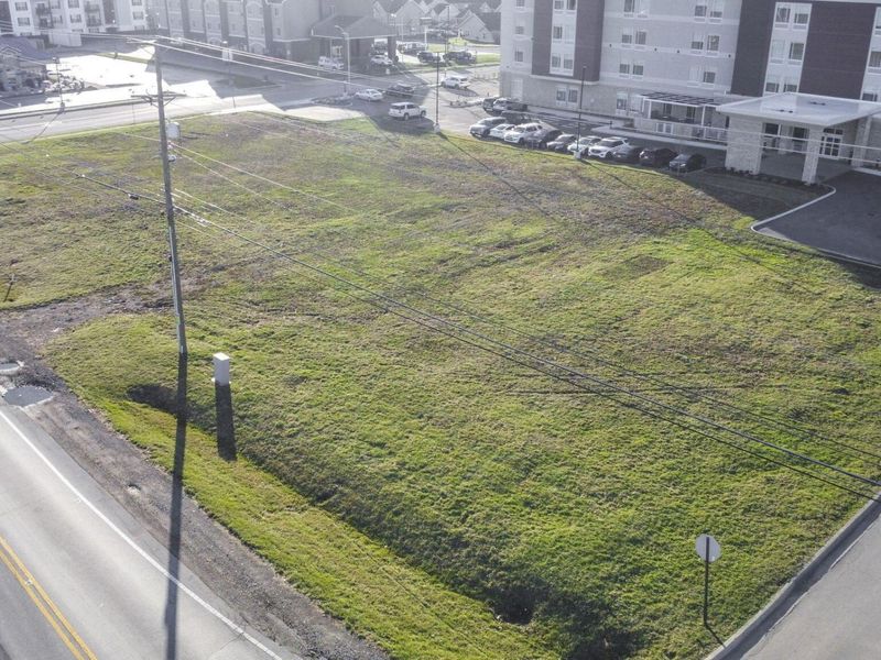 5595 Renner Road , Columbus, OH 43228 Photo 5