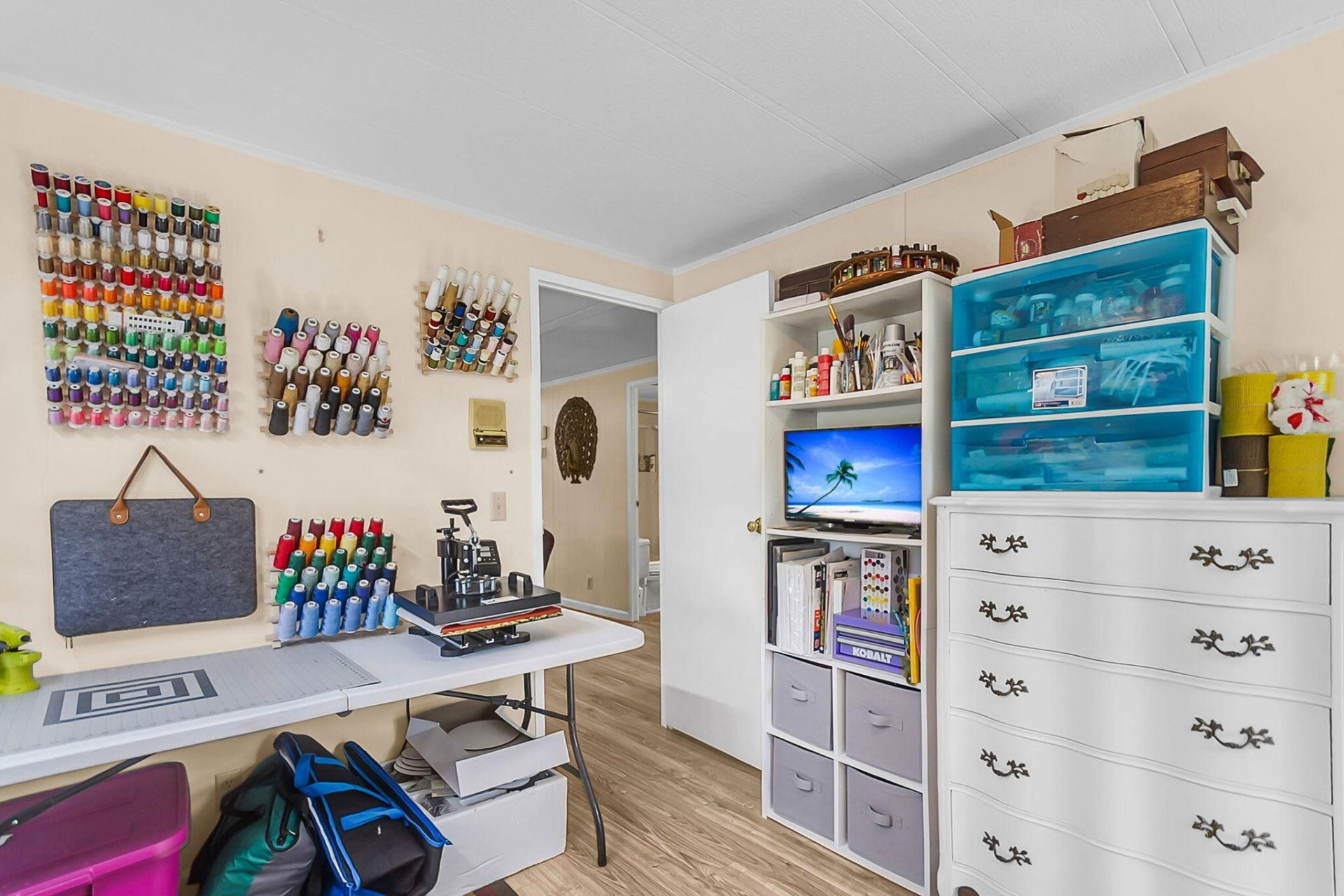 395 Embassy Drive Photo 10