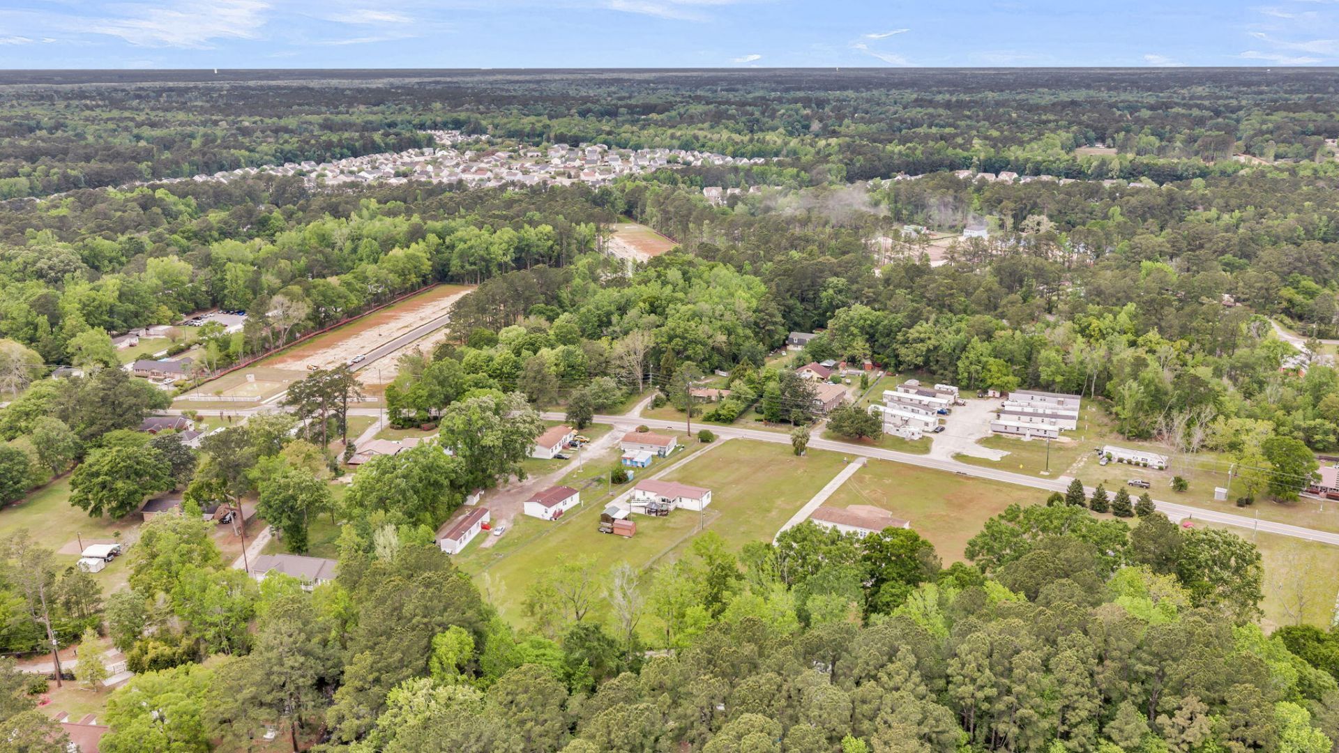 395 Embassy Drive Photo 50