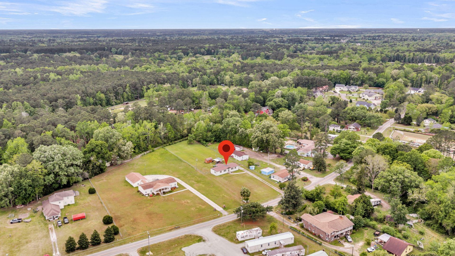 395 Embassy Drive Photo 51