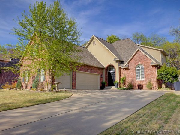 7809 S Granite Avenue, Tulsa, OK 74136