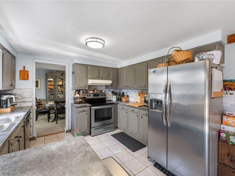 329 Baldwin Drive , Berea, OH 44017 Photo 13