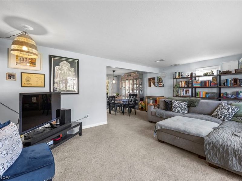 329 Baldwin Drive , Berea, OH 44017 Photo 5