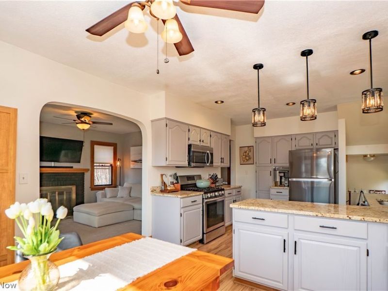 2416 4th Street , Cuyahoga Falls, OH 44221 Photo 10