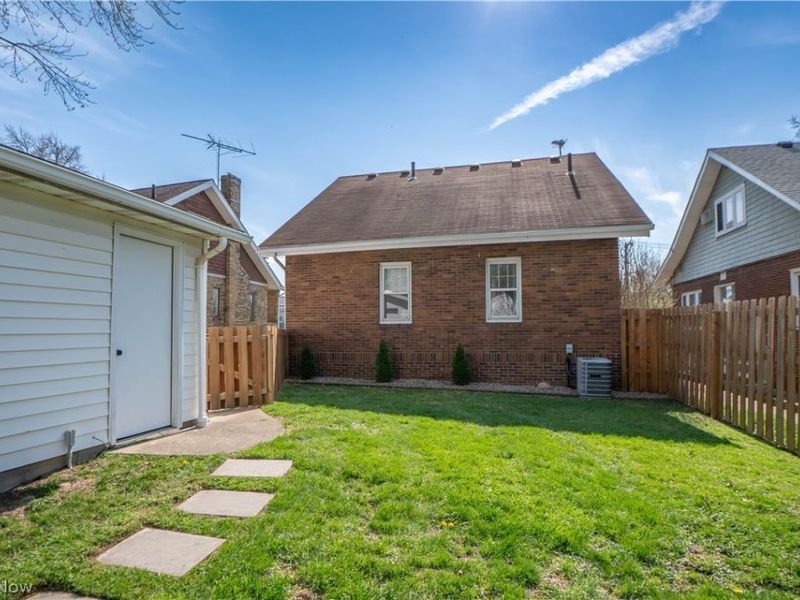 2416 4th Street , Cuyahoga Falls, OH 44221 Photo 29