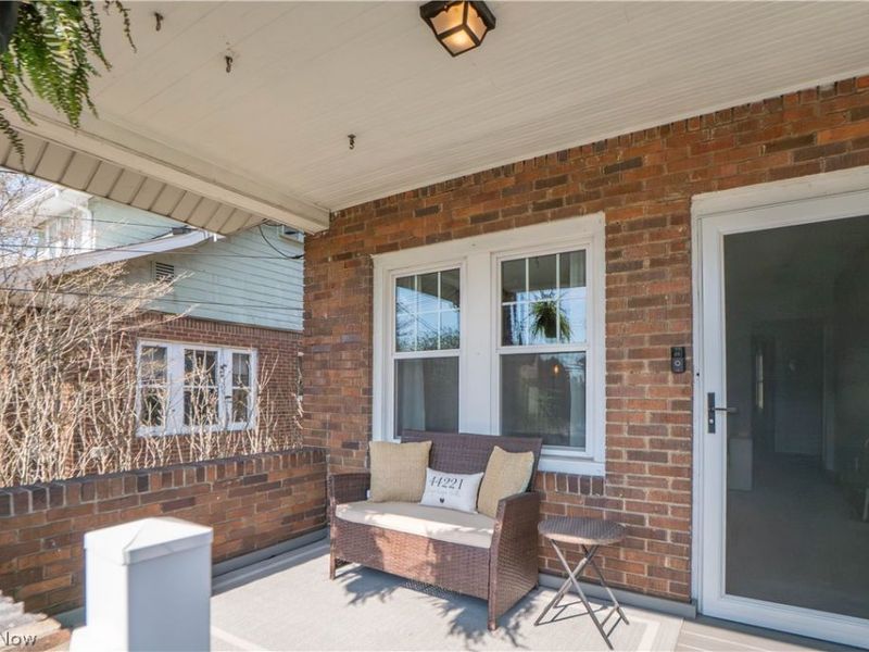 2416 4th Street, Cuyahoga Falls, OH 44221 Photo 3