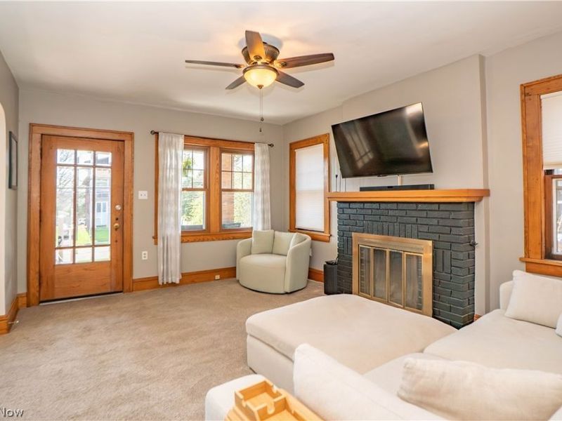 2416 4th Street , Cuyahoga Falls, OH 44221 Photo 4