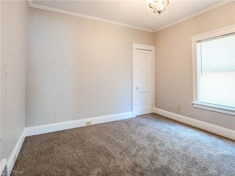 10105 Baltic Road, Cleveland, OH 44102 Photo 13