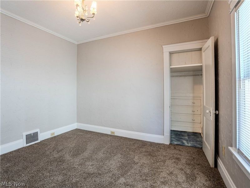 10105 Baltic Road, Cleveland, OH 44102 Photo 17