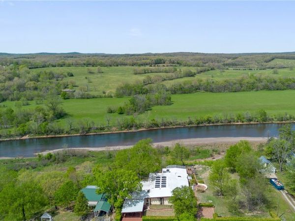 227 Harding Boulevard, Cotter, AR 72626