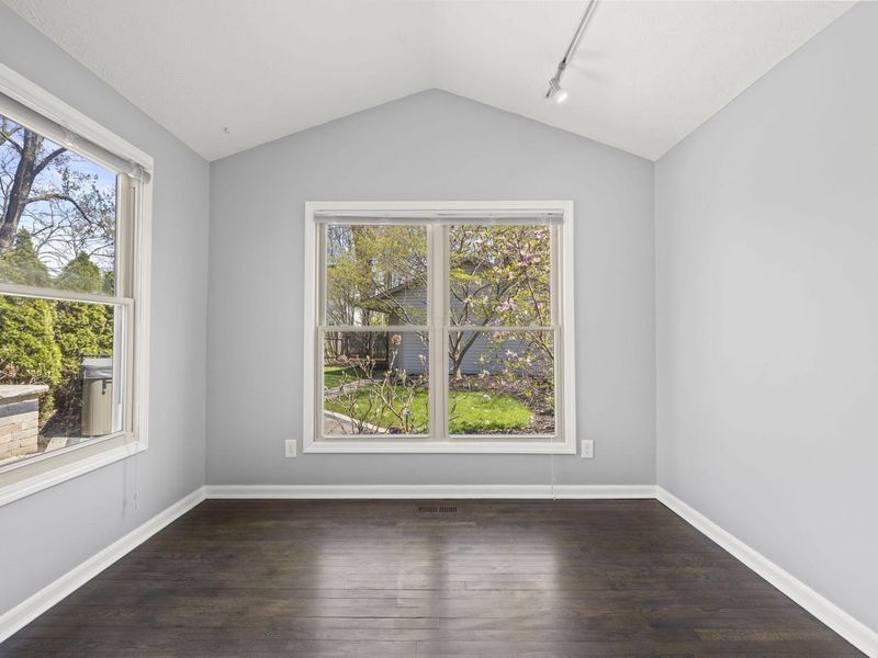 924 Hamlet Street, Columbus, OH 43201 Photo 18